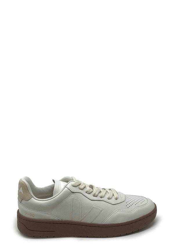 v90 Sneaker | White Pierre