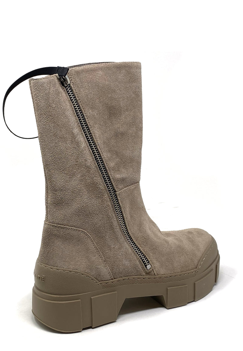 2010D Boot | Safari