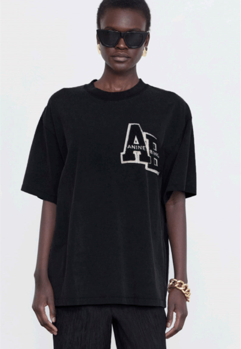 Lili T-Shirt | Letterman Black