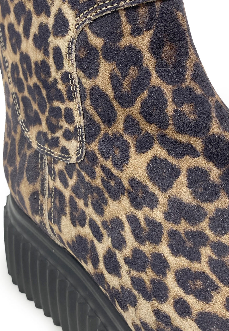 Milagros Boot | Leo Taupe