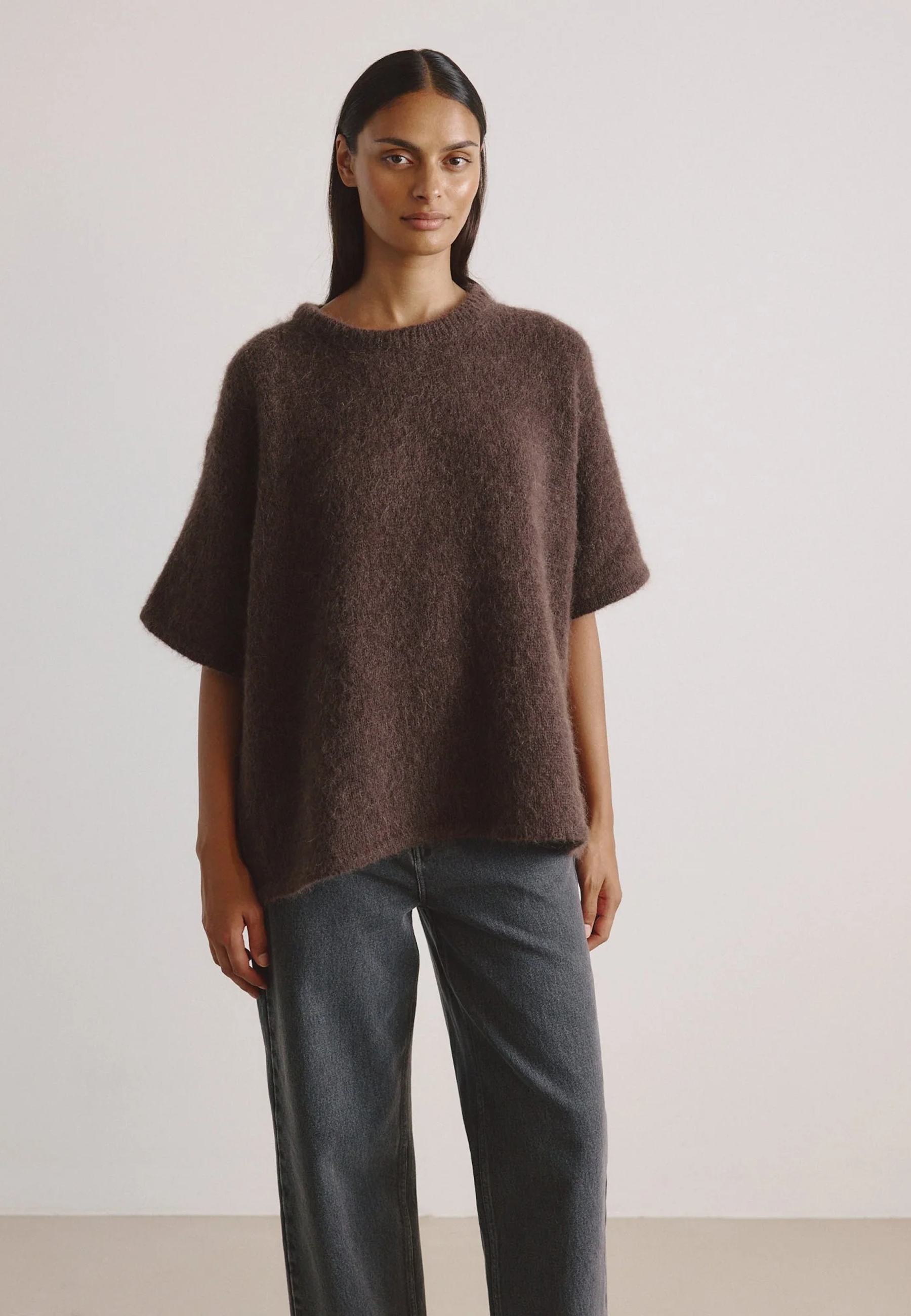 Harry Alpaka T-Shirt Kleid | Chocolate