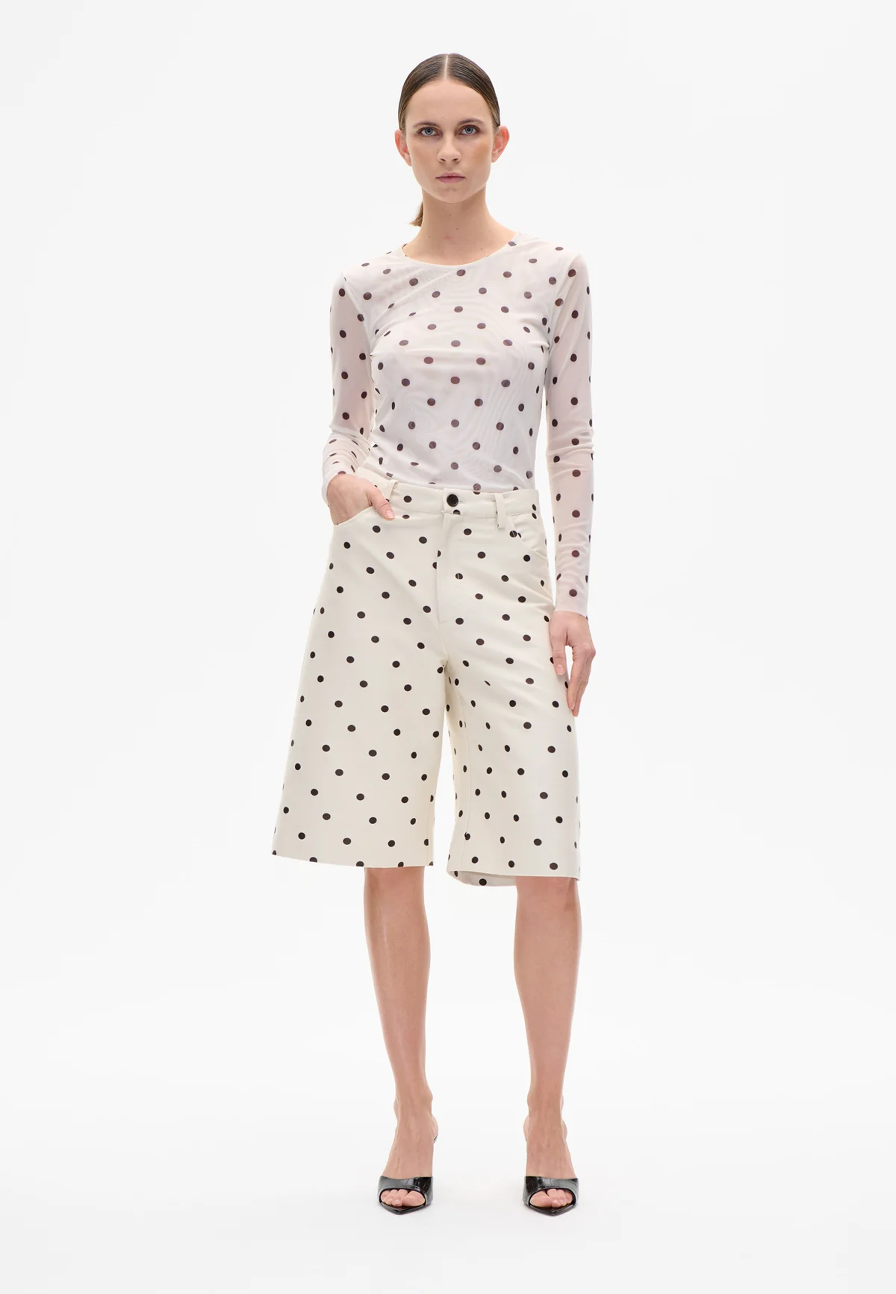 Jodie Longsleeve | Egret Creme Dot