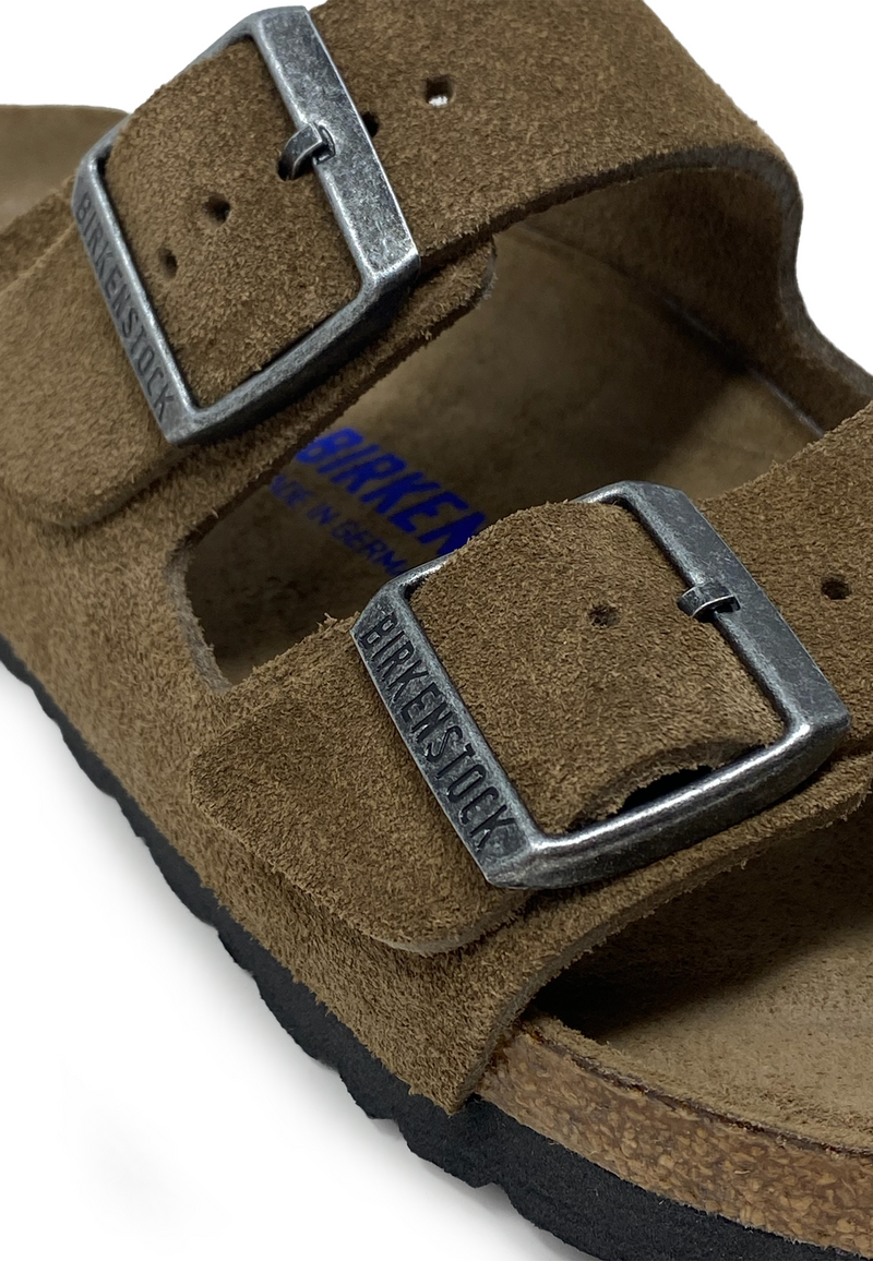 Arizona Soft Footbed Pantolette | Dark Tea Suede
