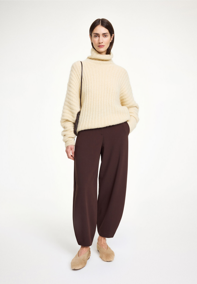 Carlien Hose | Warm Brown