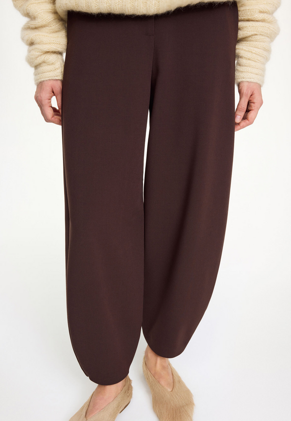 Carlien Hose | Warm Brown