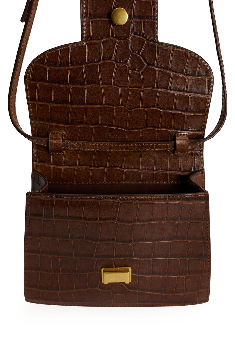 Ramil Tasche | Bison