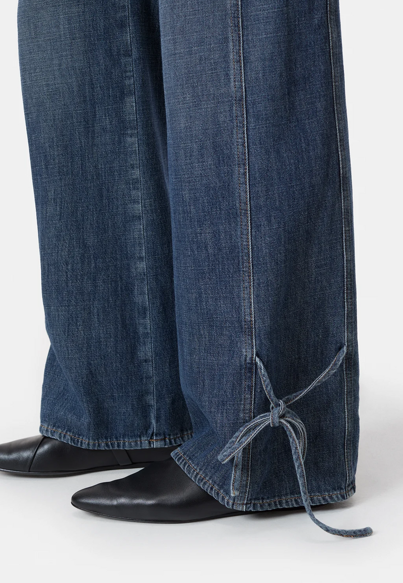 Gillan Strap Detail Jeans | Dark Blue