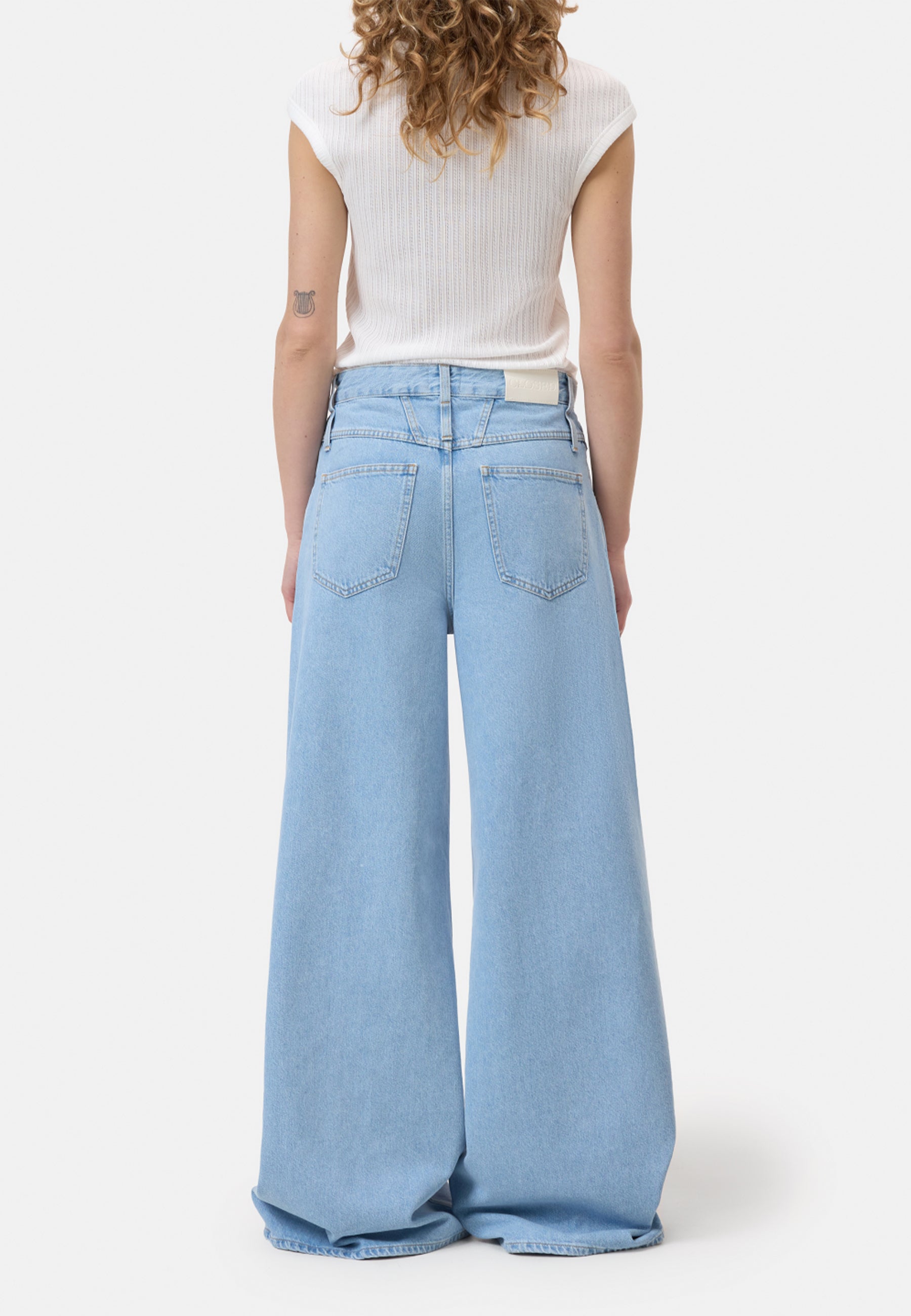 Zoya-X Ultra Wide Fit Jeans | Lyseblå