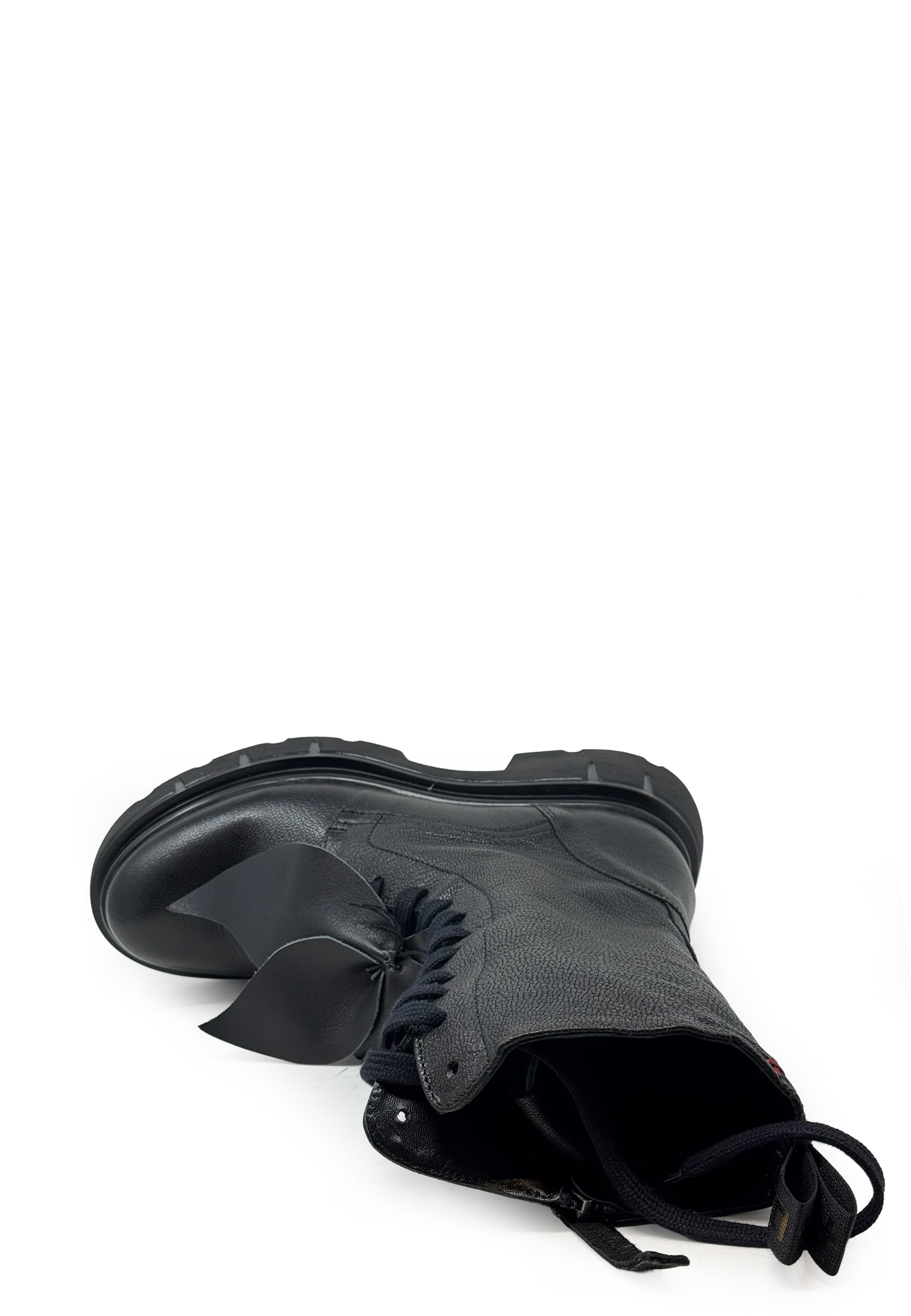 CORA34A Schnürboot | Black