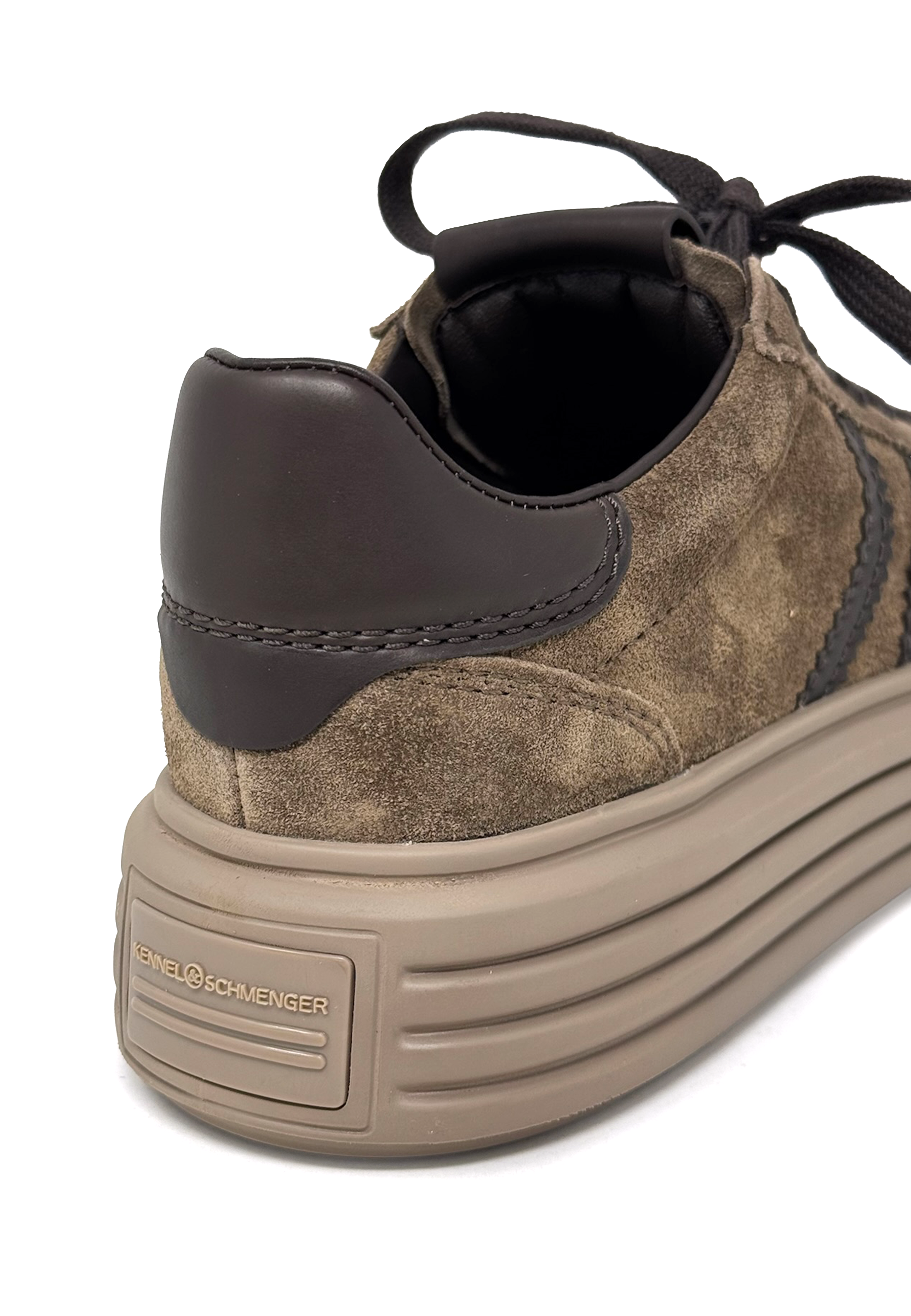 Lilo Sneaker | Tobacco Pepe