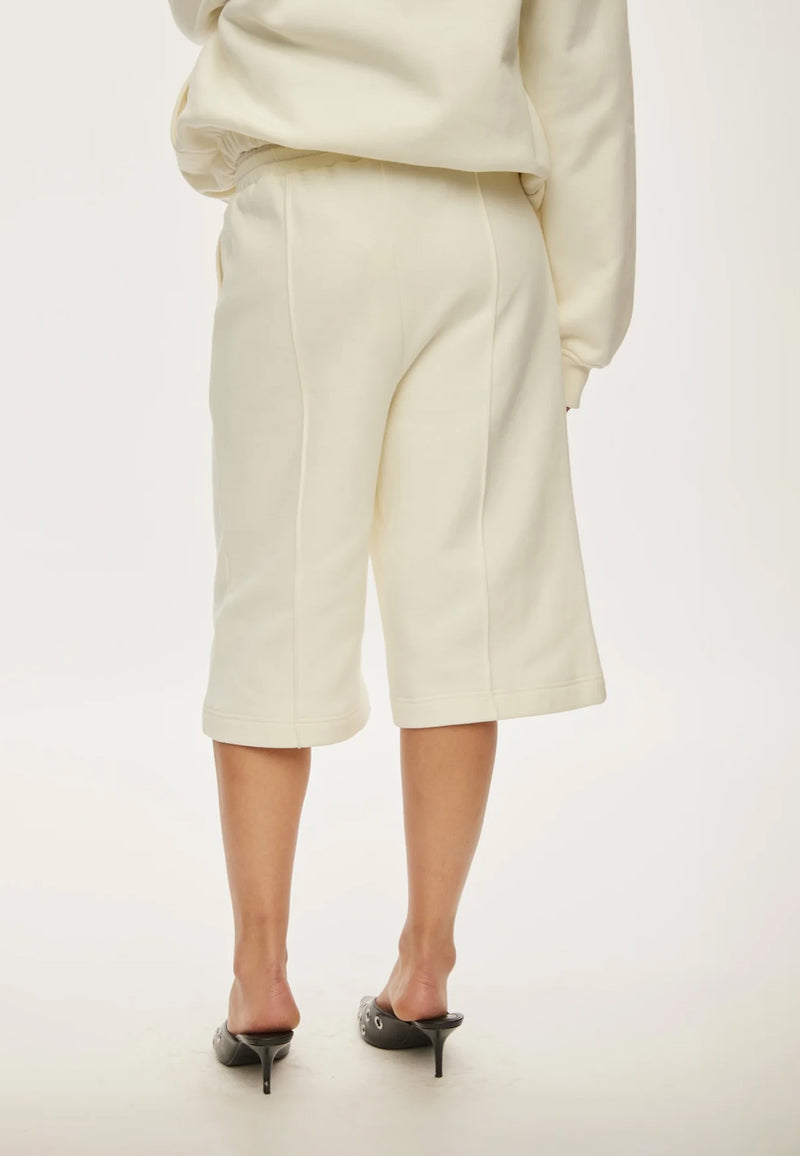 First Sweat Bermuda | Offwhite