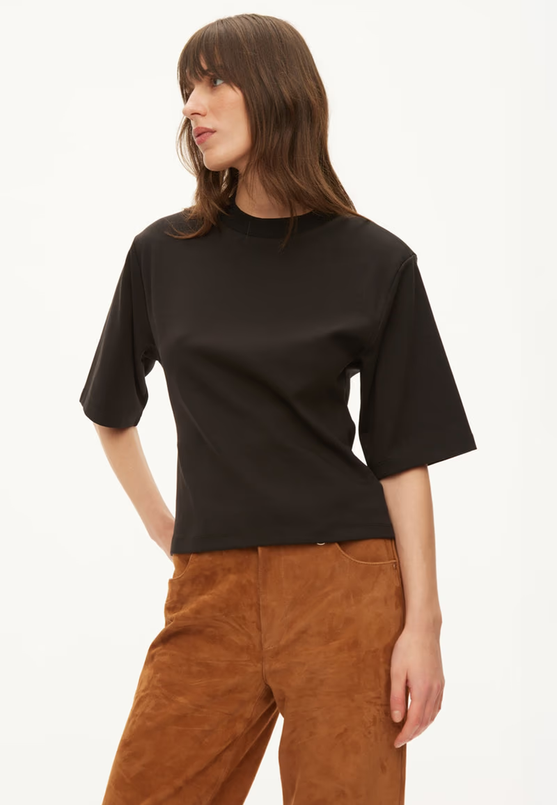 Lana Fitted T-shirt | Sort