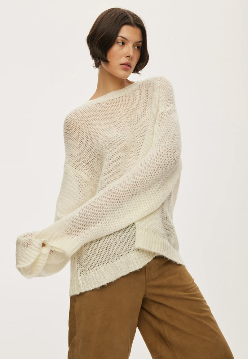 Light Oversized Pullover | White