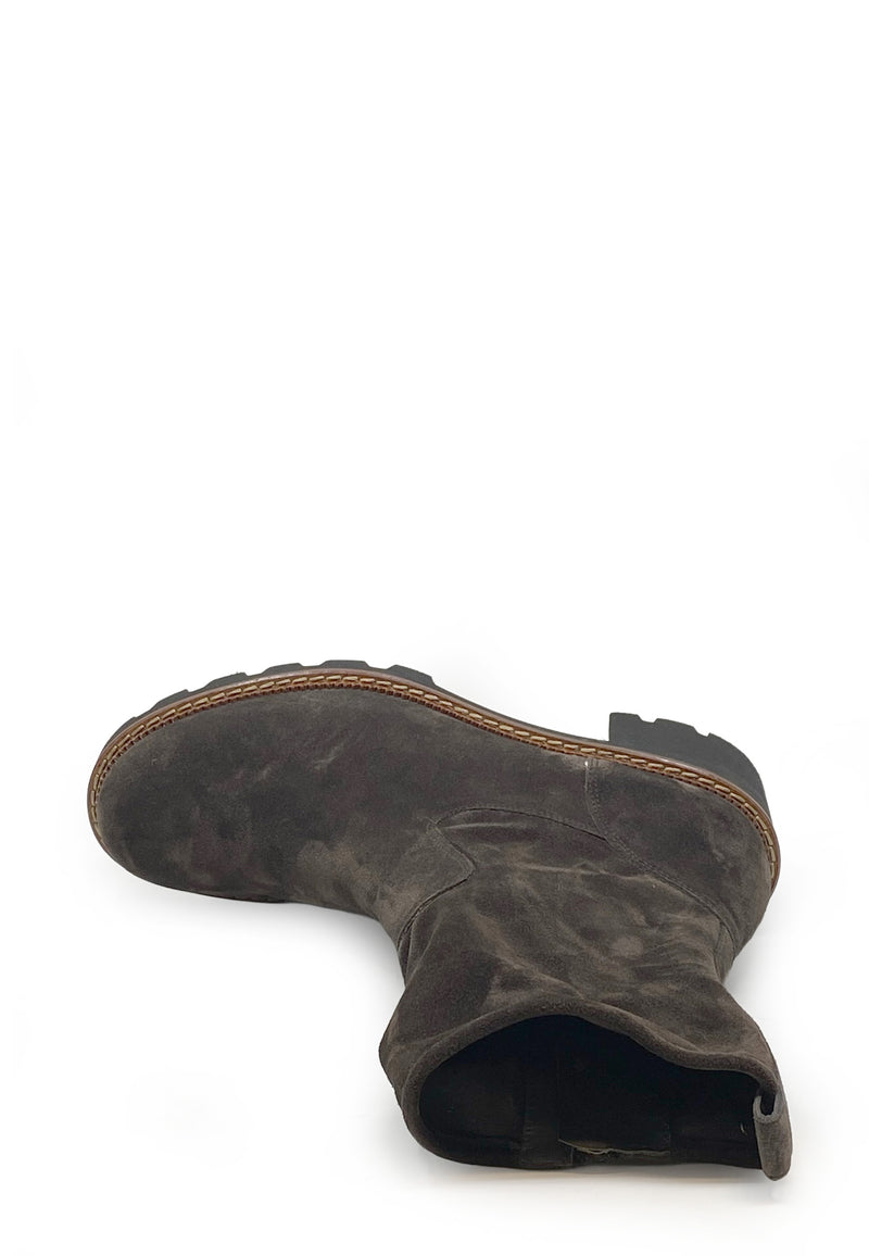 8133 Boot | Mocca Suede