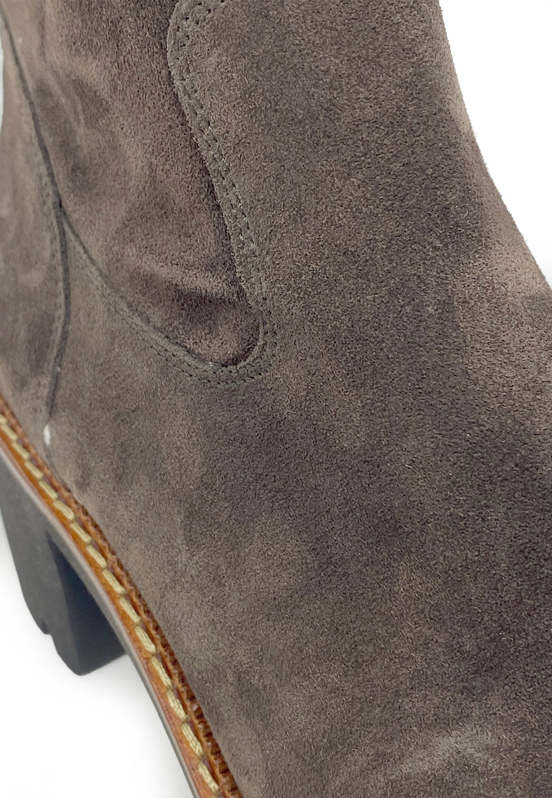 8133 Boot | Mocca Suede