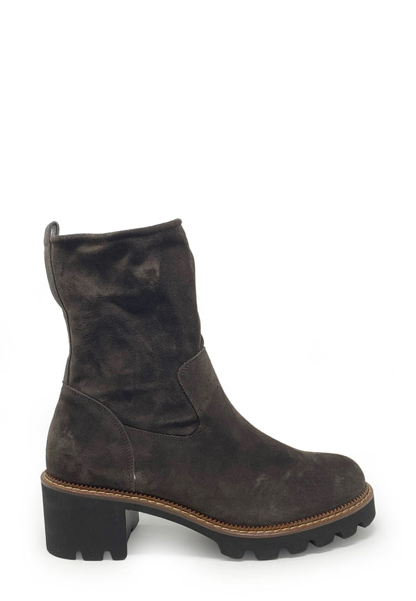 8133 Boot | Mocca Suede