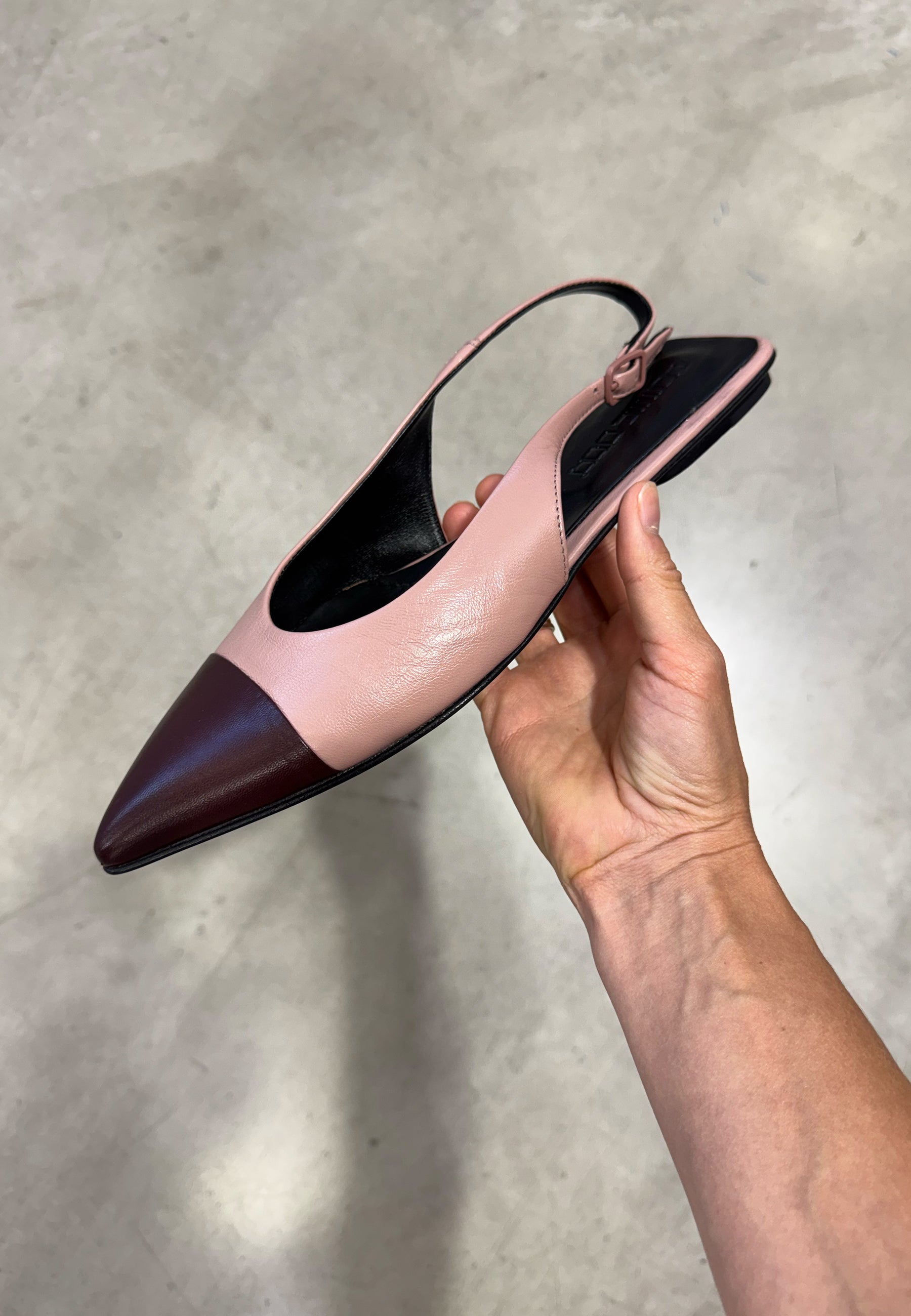 1101 Anya Sling | Bordeaux Nude Glove