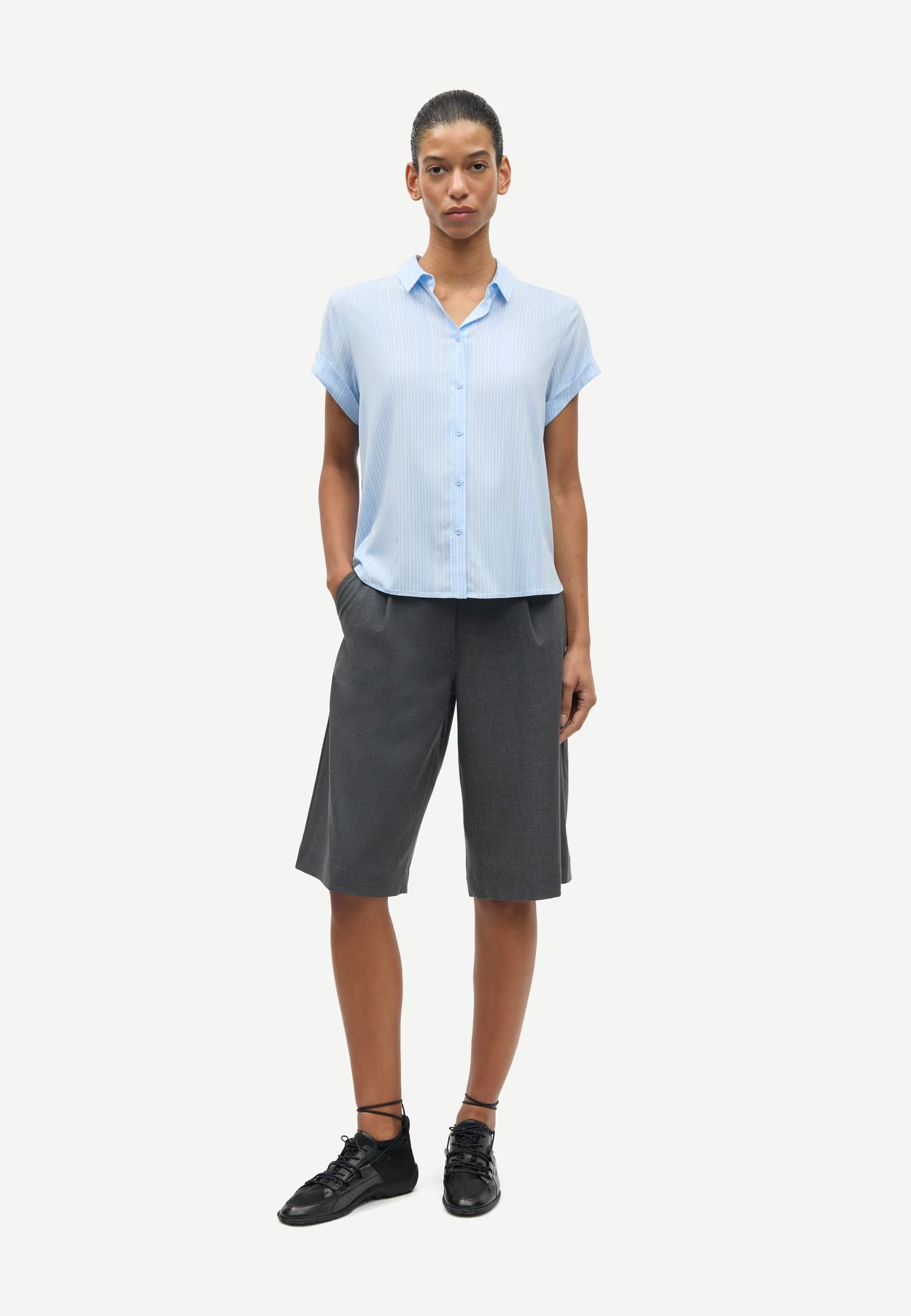 Saharper Bundfalten Bermuda | Ombre Blue