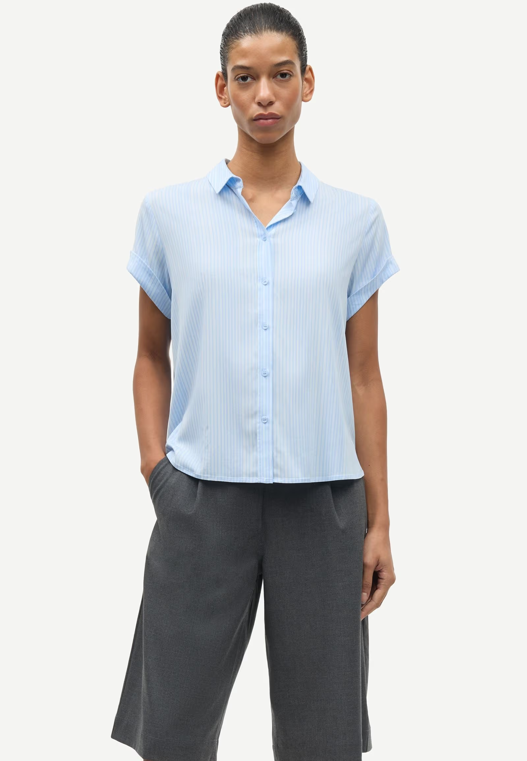 Saharper Bundfalten Bermuda | Ombre Blue