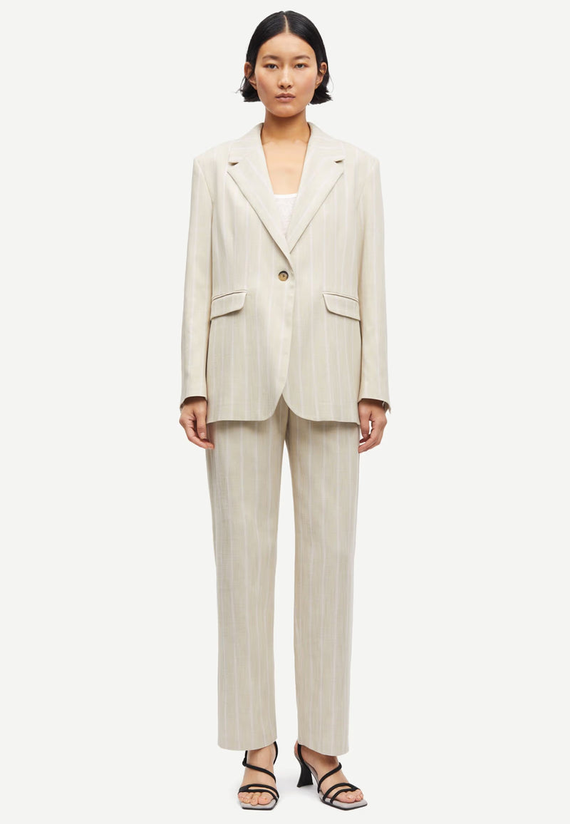 Sahaven Blazer | White Pepper