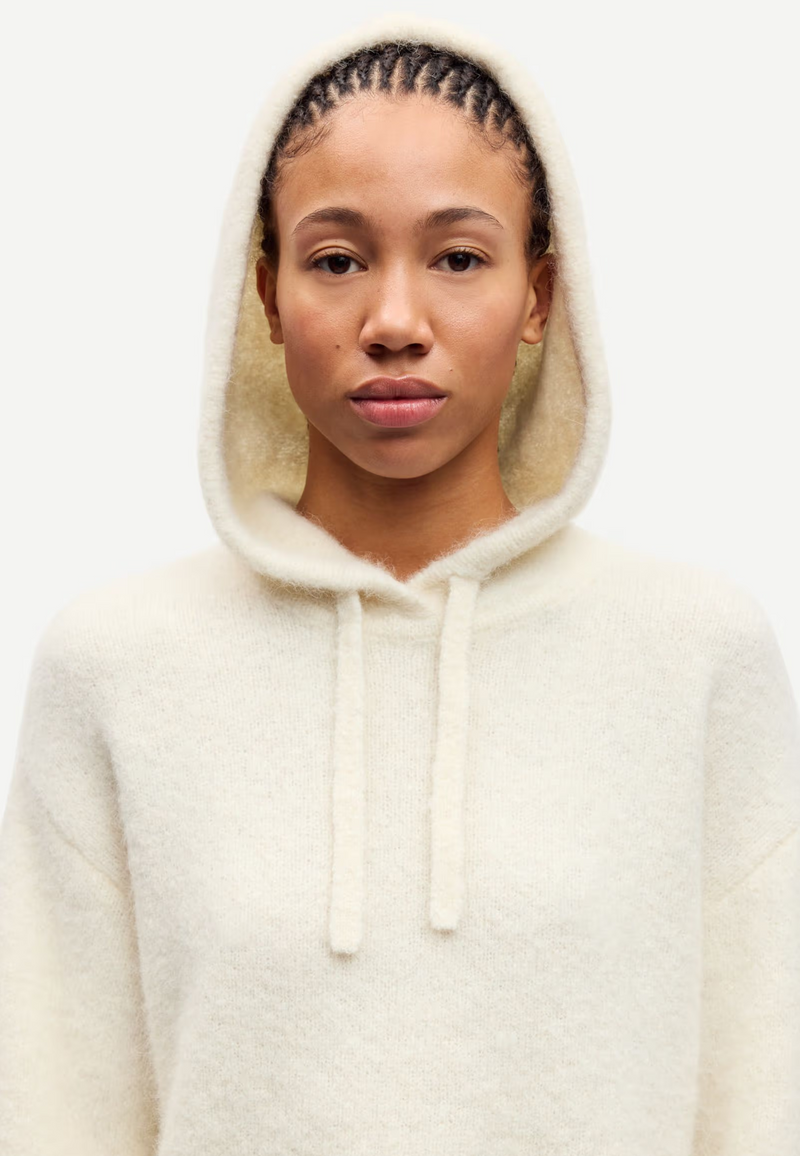 Sajeanne Alpaka Hoodie | Clear Cream