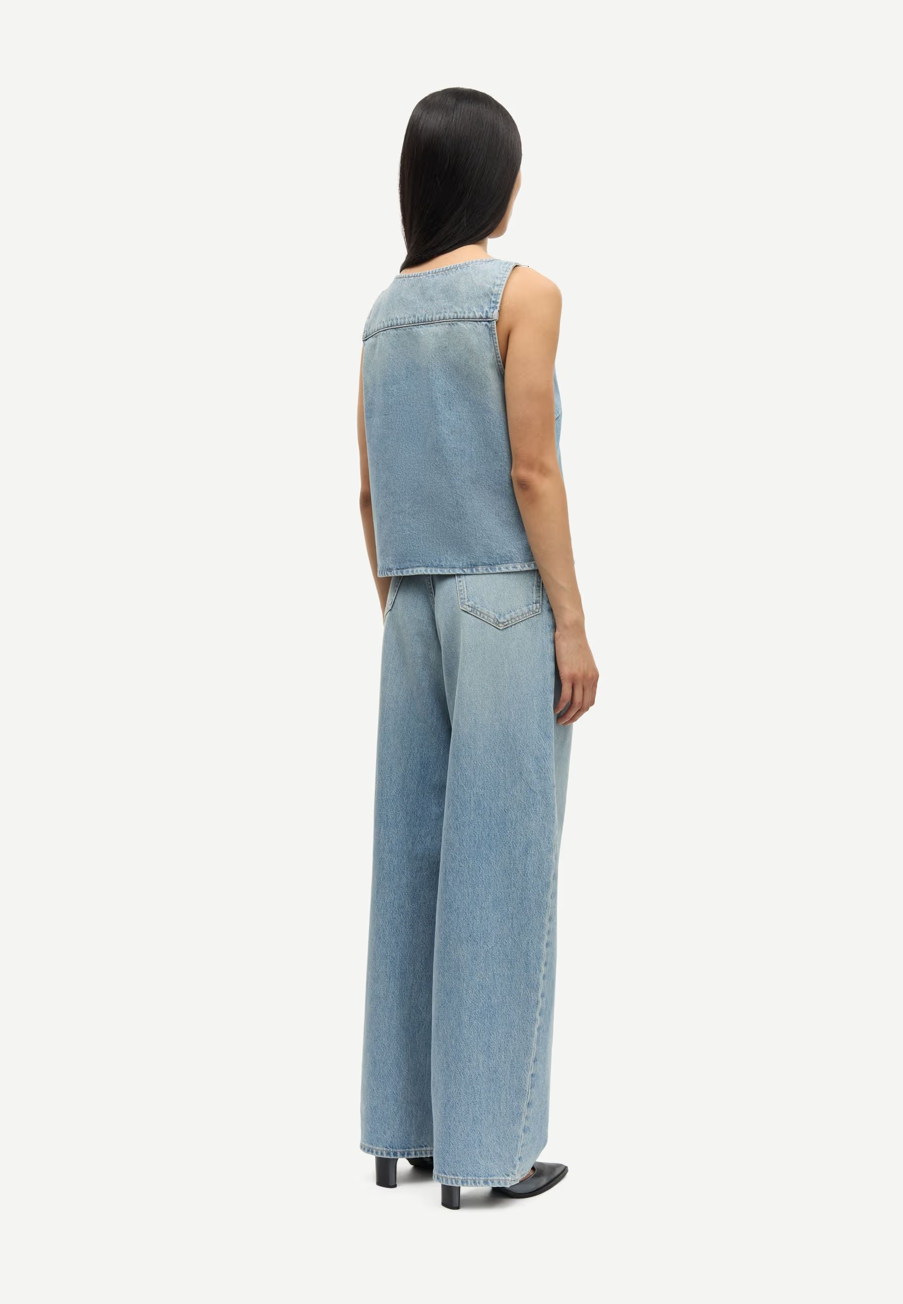 Samolly Jeanstop | River