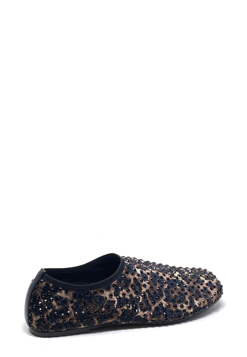 R20 Stud Slip On | Africa Black Leo