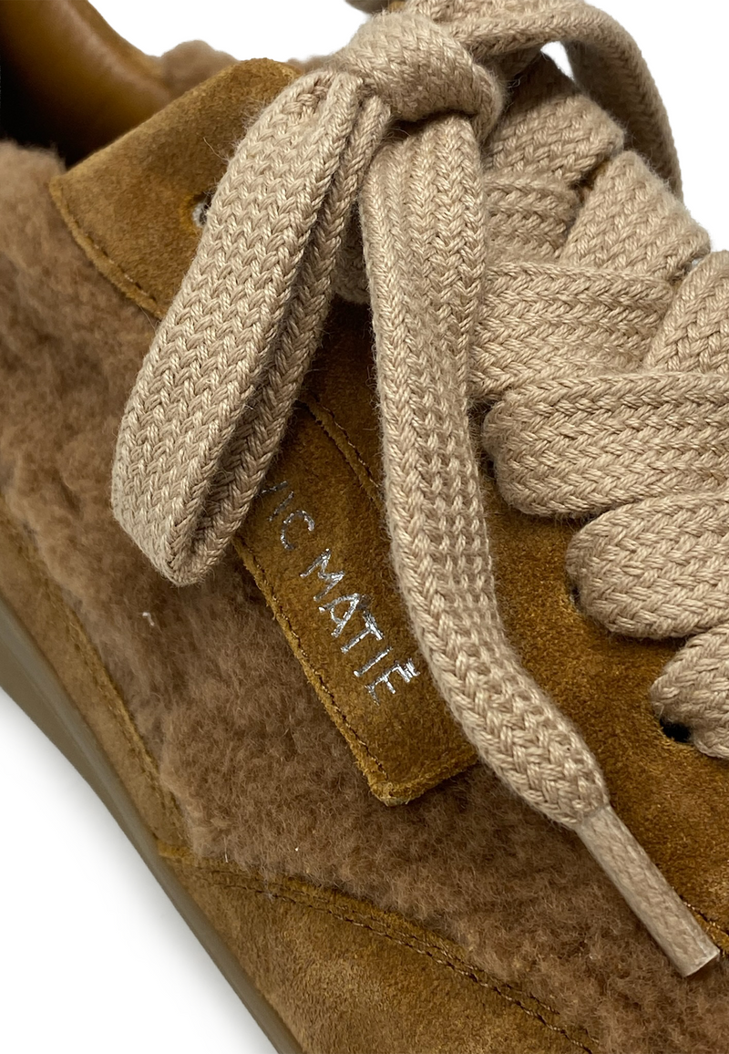 1H4310D Sneaker | Camel Teddy