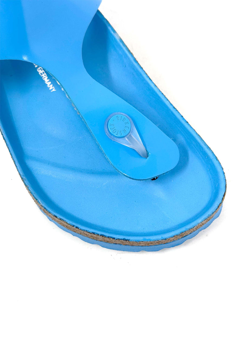 Gizeh Big Buckle Flip Flops | High shine sky blue