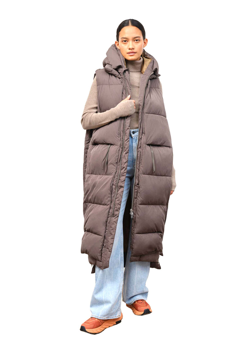 Lorient Vest | BlackOlive