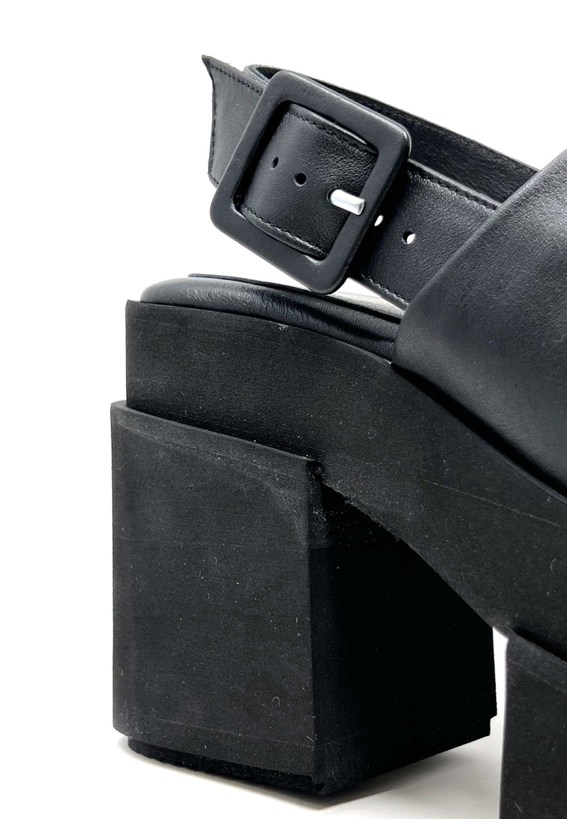 Lida high heel sandal | Black